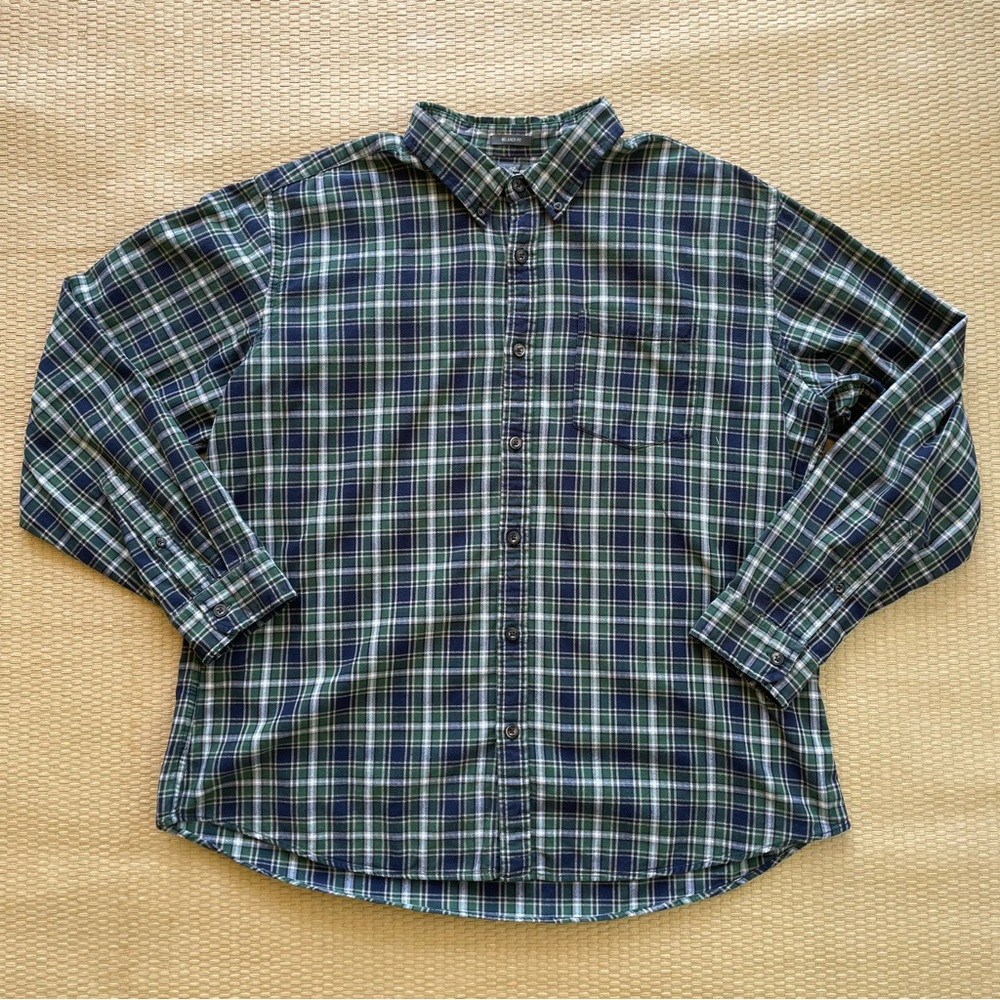 Eddie Bauer Flannel Shirt Men’s XL Green/Blue Plaid Long Sleeve Relaxed Fit